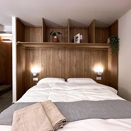 Urban Design Apartments & Studios Barcelona Exterior photo