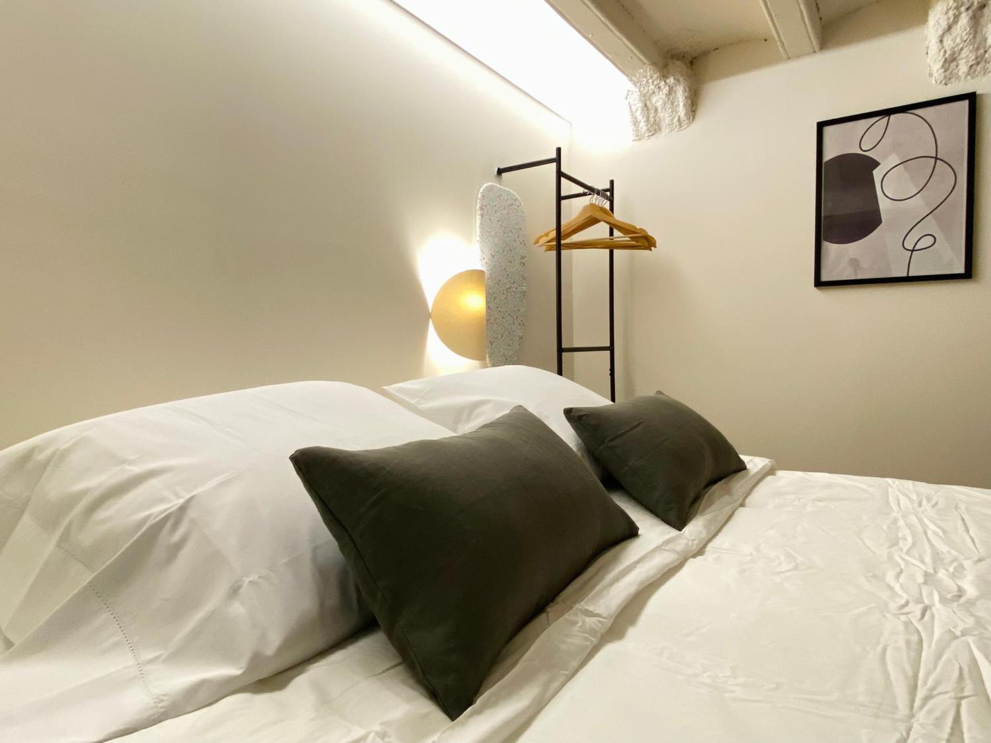 Urban Design Apartments & Studios Barcelona Exterior photo
