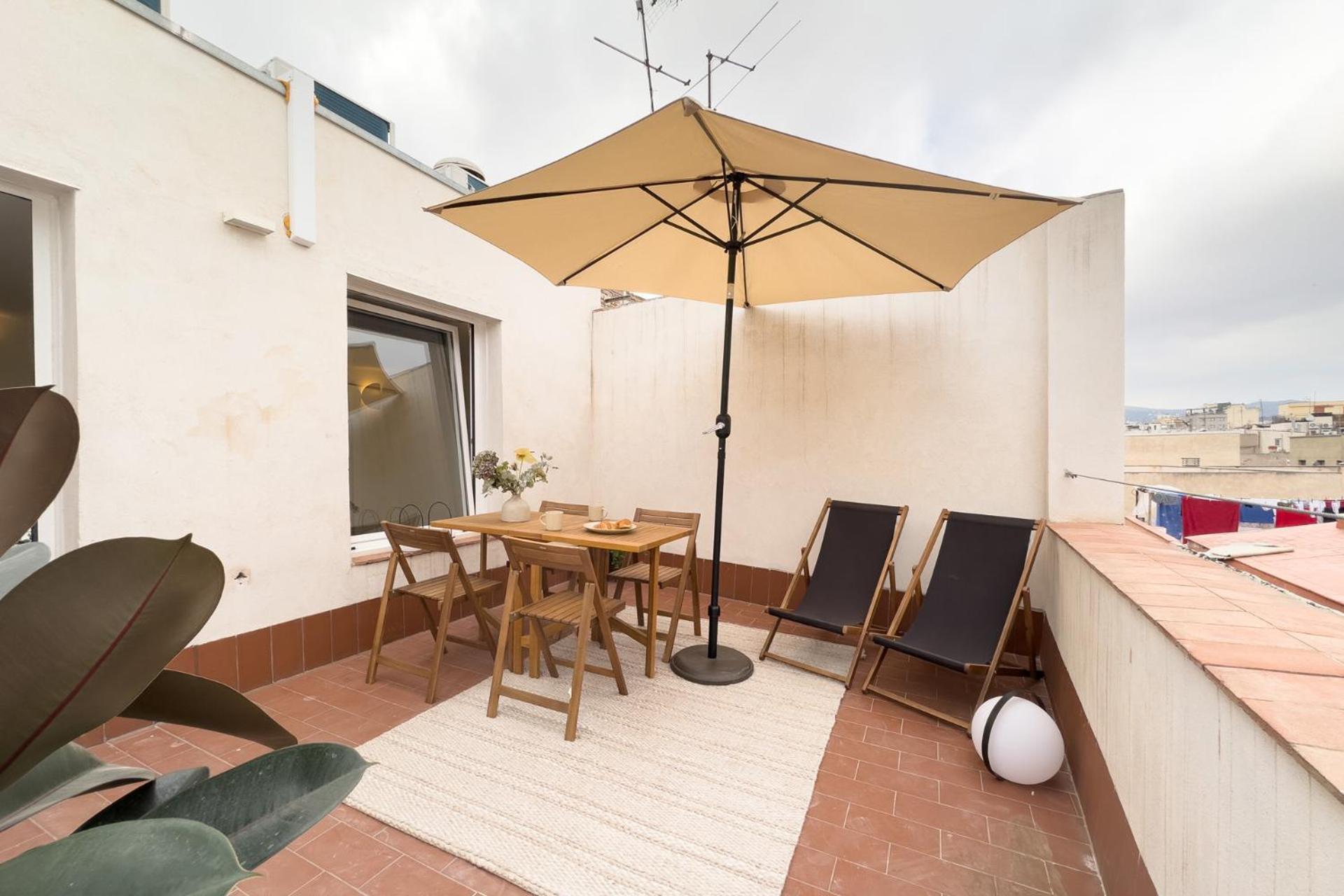 Urban Design Apartments & Studios Barcelona Exterior photo
