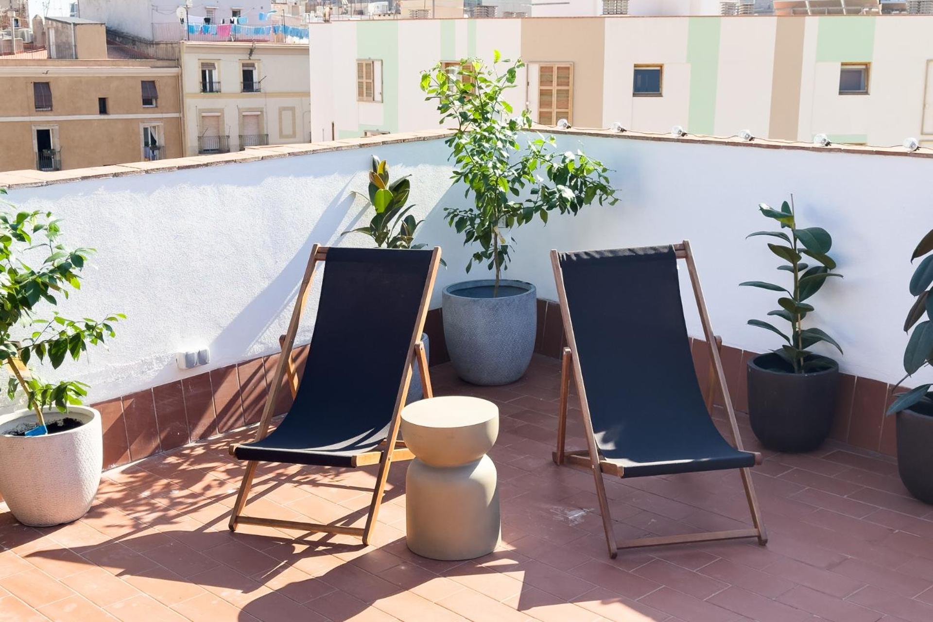 Urban Design Apartments & Studios Barcelona Exterior photo